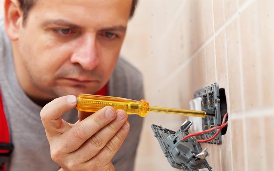 prix d'un électricien Beynes