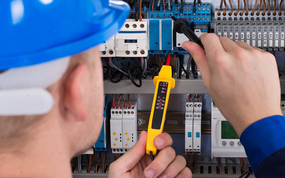  électricien urgence Paris 8